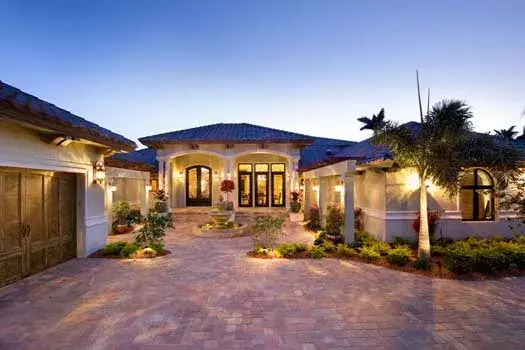 Florida house plans 82-102 - front exterior, 4,730 sq ft, 4 bed, 3 bath house plans | Monster House Plans