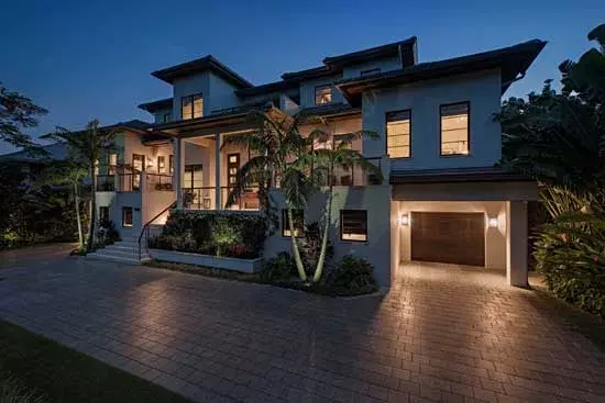 Florida house plans 82-135 - front exterior, 6,172 sq ft, 4 bed, 5 bath house plans | Monster House Plans