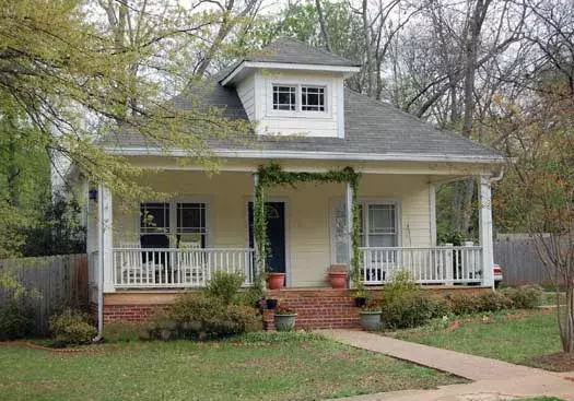 Southern house plans 89-103 - front exterior, 1,524 sq ft, 3 bed, 2 bath house plans | Monster House Plans