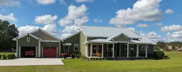 Farmhouse house plans 95-277 - front exterior, 3,100 sq ft, 3 bed, 3 bath house plans | Monster House Plans