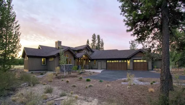 Craftsman house plans 98-110 - front exterior, 2,536 sq ft, 3 bed, 4 bath house plans | Monster House Plans