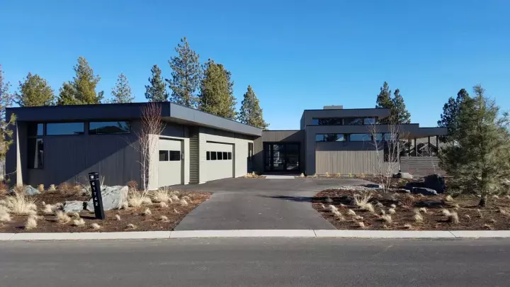 Contemporary house plans 98-130 - front exterior, 2,818 sq ft, 3 bed, 3 bath house plans | Monster House Plans