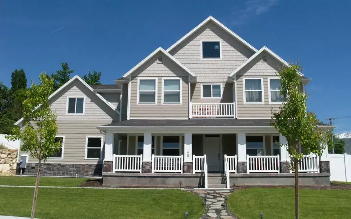 Craftsman house plans 99-135 - front exterior, 2,846 sq ft, 4 bed, 2 bath house plans | Monster House Plans