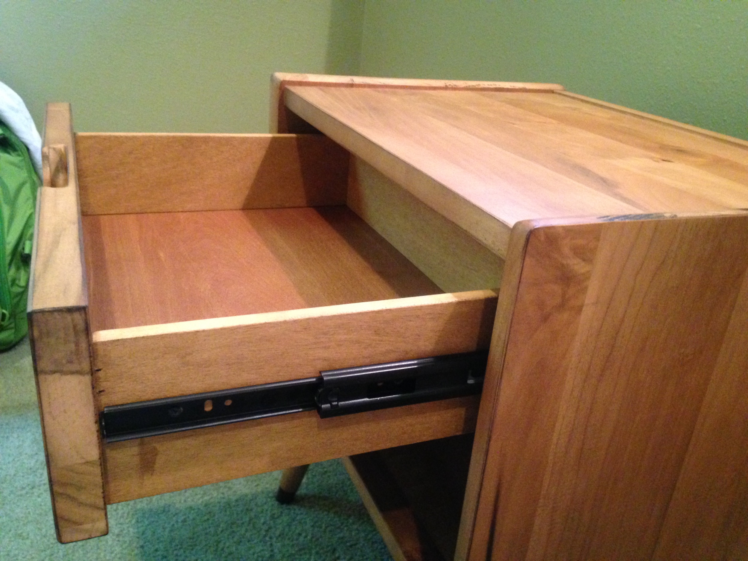 BOLIG NIGHTSTAND Scandis