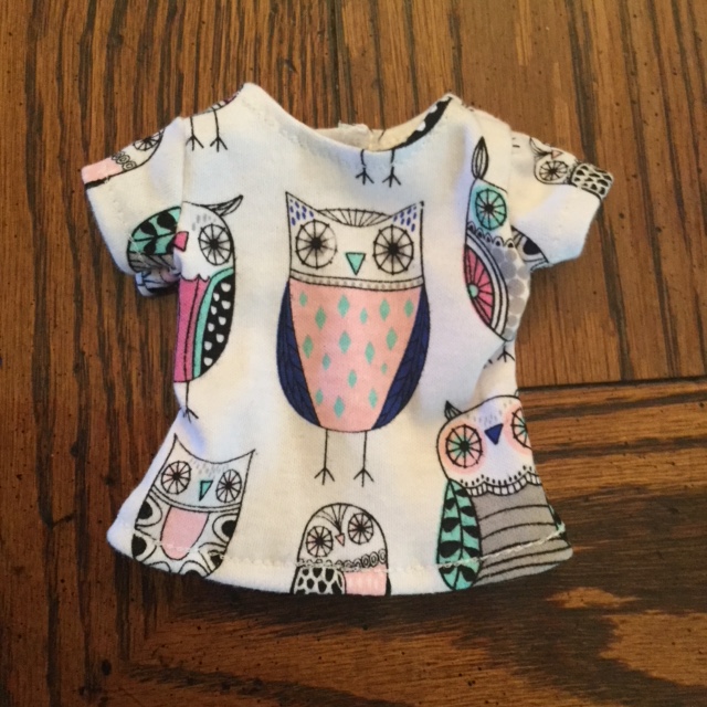 Liberty Jane FREE T-Shirt Doll Clothes Pattern For WellieWishers Dolls ...