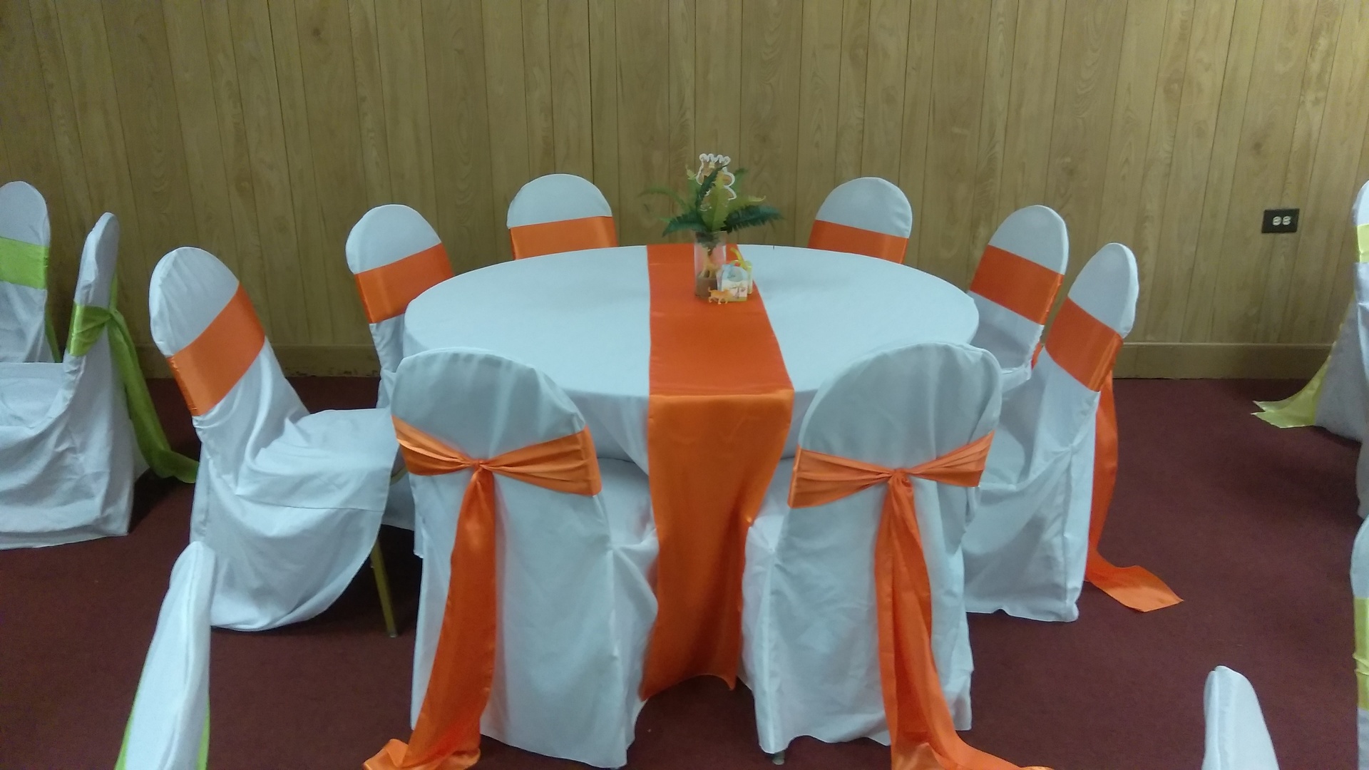 White Polyester Banquet Chair Covers Tablecloths Factory