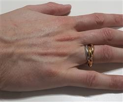 Stefan J. verified customer review of Three Tone Ring