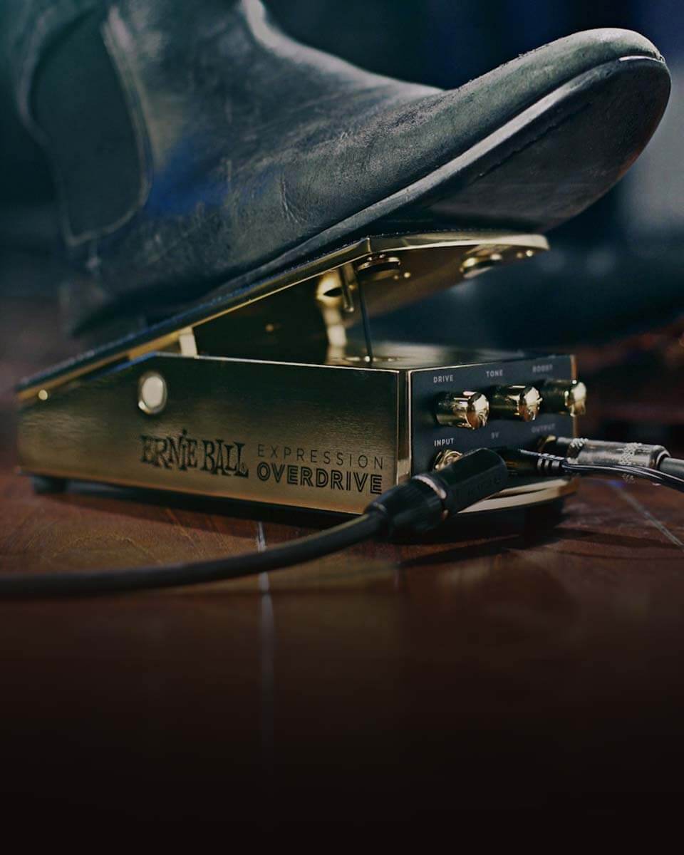 THINK OUTSIDE<br>THE STOMP BOX