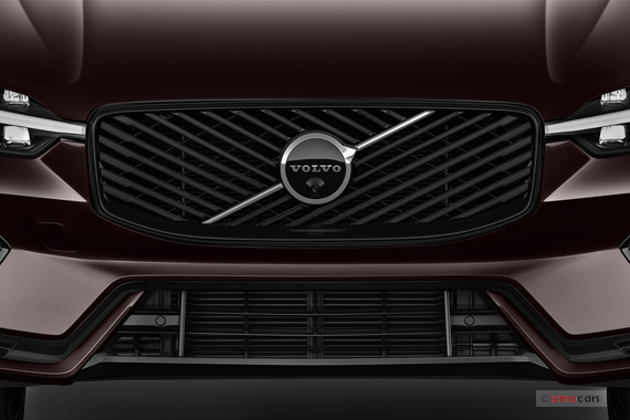 Volvo XC60 plug-in hybrid grille photo at San Francisco in Volvo izmo emporio