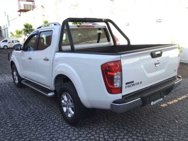 Nissan np300 чехлы