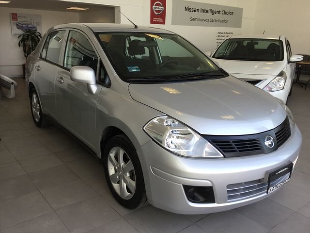 Nissan tiida 2014