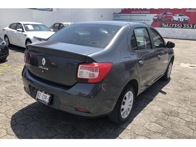 Renault logan 2016 года