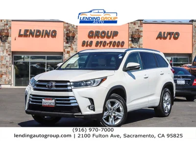 SEMINUEVOS TOYOTA Highlander at Lending Group Auto in Sacramento