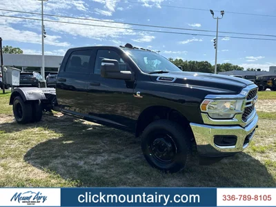 SEMINUEVOS RAM 3500 Chassis Cab at Matthews in Liberty Buick GMC
