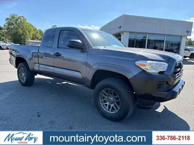 SEMINUEVOS TOYOTA Tacoma at Matthews in Liberty Buick GMC