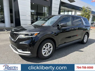 SEMINUEVOS KIA Carnival at Matthews in Liberty Buick GMC