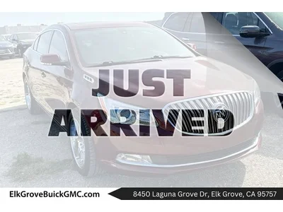 Voiture BUICK LaCrosse at ELK GROVE in Elk Grove Buick GMC