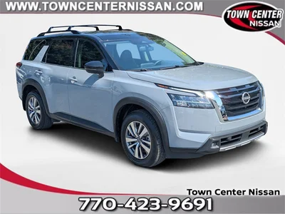 SEMINUEVOS NISSAN Pathfinder at Kennesaw, in Town Center Nissan