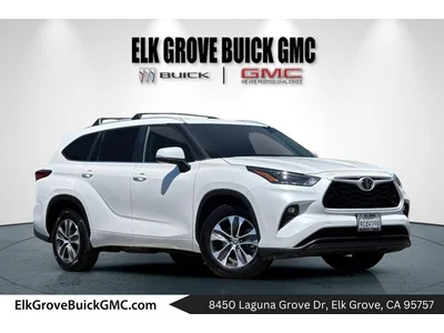 SEMINUEVOS TOYOTA Highlander at ELK GROVE in Elk Grove Buick GMC