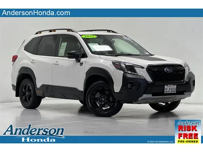 Voiture SUBARU Forester at San Francisco in izmo Kia