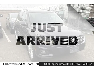 SEMINUEVOS VOLKSWAGEN Tiguan at ELK GROVE in Elk Grove Buick GMC