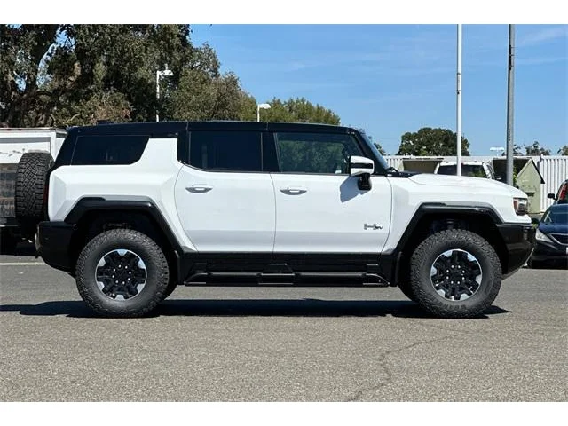 Nuevos GMC HUMMER EV SUV à ELK GROVE chez Elk Grove Buick GMC
