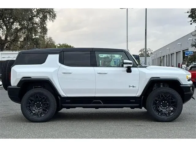 Nuevos GMC HUMMER EV SUV à ELK GROVE chez Elk Grove Buick GMC
