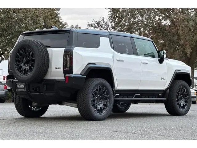 Nuevos GMC HUMMER EV SUV à ELK GROVE chez Elk Grove Buick GMC