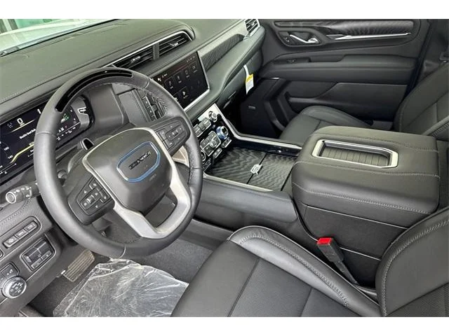 Nuevos GMC YUKON à ELK GROVE chez Elk Grove Buick GMC