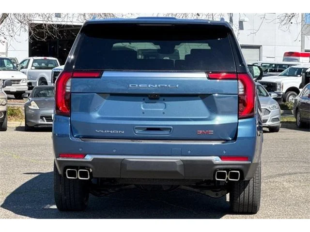 Nuevos GMC YUKON à ELK GROVE chez Elk Grove Buick GMC