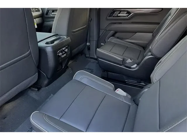 Nuevos GMC YUKON XL à ELK GROVE chez Elk Grove Buick GMC