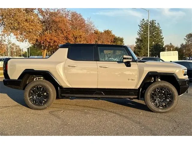 Nuevos GMC HUMMER EV PICKUP à ELK GROVE chez Elk Grove Buick GMC