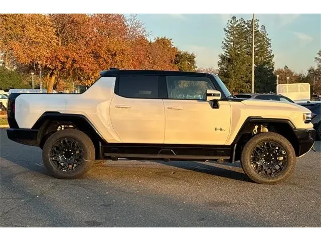 Nuevos GMC HUMMER EV PICKUP à ELK GROVE chez Elk Grove Buick GMC