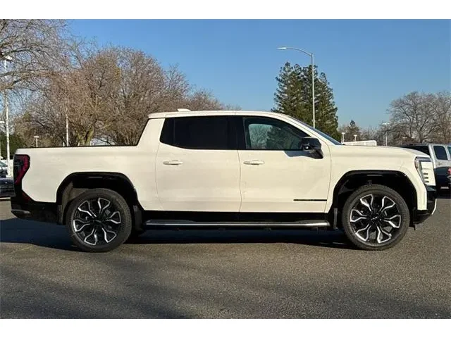 Nuevos GMC SIERRA EV à ELK GROVE chez Elk Grove Buick GMC
