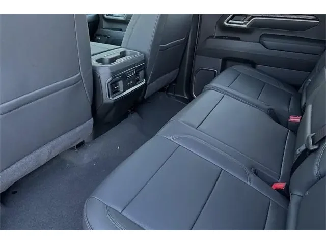 Nuevos GMC SIERRA 2500 HD à ELK GROVE chez Elk Grove Buick GMC