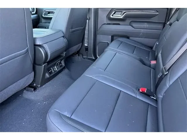Nuevos GMC SIERRA 2500 HD à ELK GROVE chez Elk Grove Buick GMC