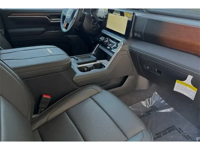 Nuevos GMC SIERRA 2500 HD à ELK GROVE chez Elk Grove Buick GMC
