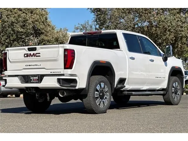 Nuevos GMC SIERRA 2500 HD à ELK GROVE chez Elk Grove Buick GMC