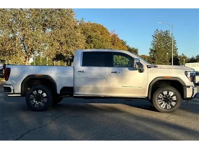 Nuevos GMC SIERRA 2500 HD à ELK GROVE chez Elk Grove Buick GMC
