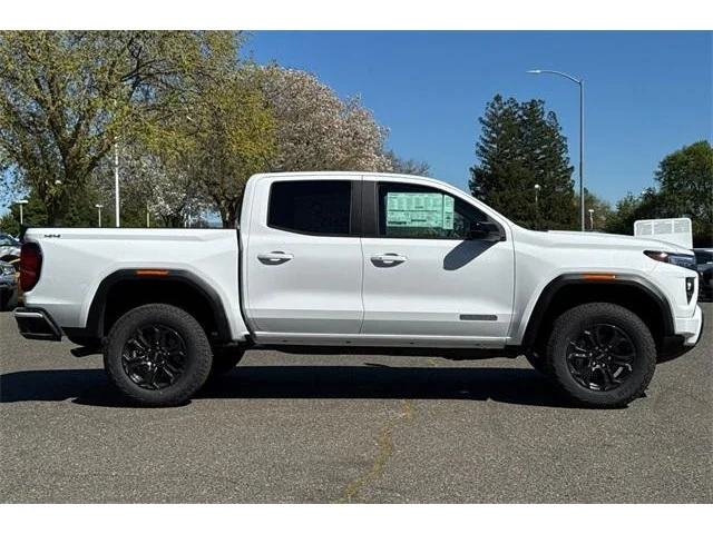 Nuevos GMC CANYON à ELK GROVE chez Elk Grove Buick GMC