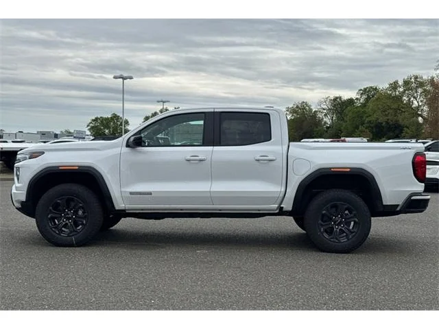 Nuevos GMC CANYON à ELK GROVE chez Elk Grove Buick GMC
