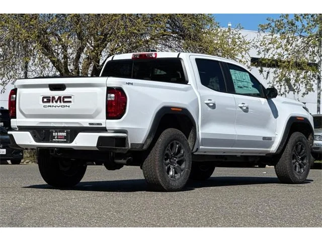 Nuevos GMC CANYON à ELK GROVE chez Elk Grove Buick GMC