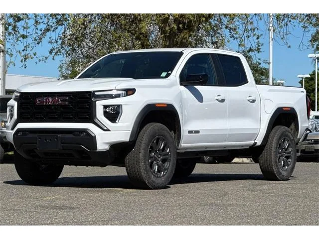 Nuevos GMC CANYON à ELK GROVE chez Elk Grove Buick GMC