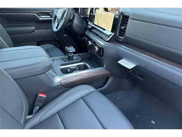 Nuevos GMC SIERRA 1500 à ELK GROVE chez Elk Grove Buick GMC