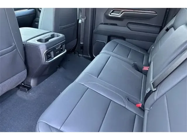 Nuevos GMC SIERRA 1500 à ELK GROVE chez Elk Grove Buick GMC