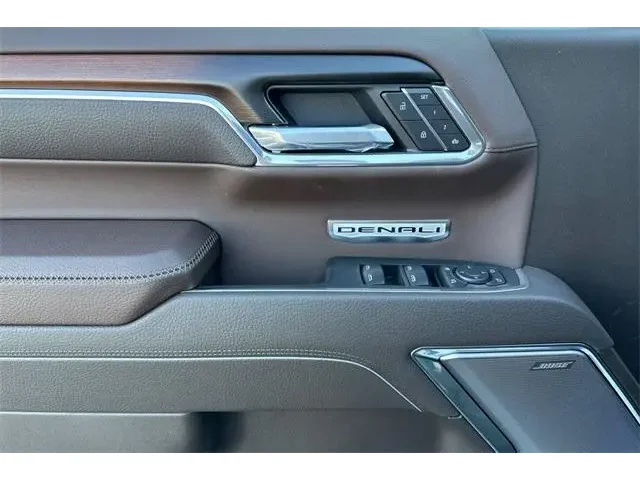 Nuevos GMC SIERRA 1500 à ELK GROVE chez Elk Grove Buick GMC