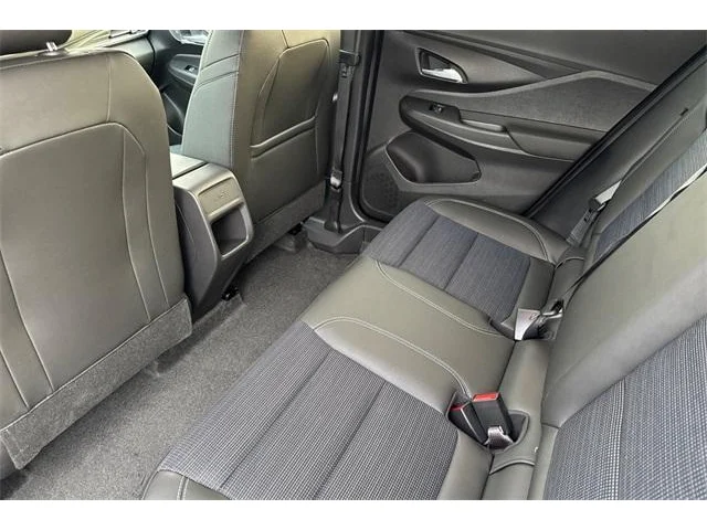Nuevos BUICK ENVISTA à ELK GROVE chez Elk Grove Buick GMC