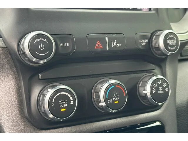 SEMINUEVOS RAM 1500 a Estados en autogozo