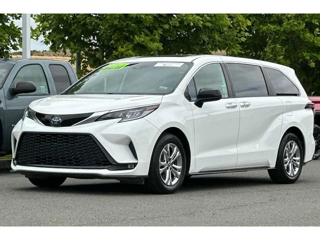 SEMINUEVOS TOYOTA Sienna a Estados en autogozo