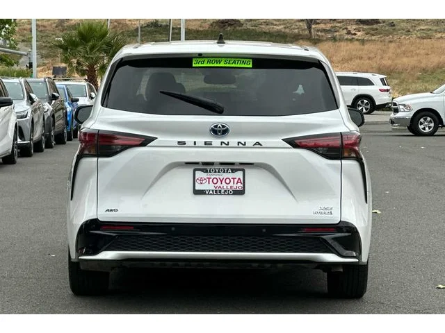 SEMINUEVOS TOYOTA Sienna a Estados en autogozo